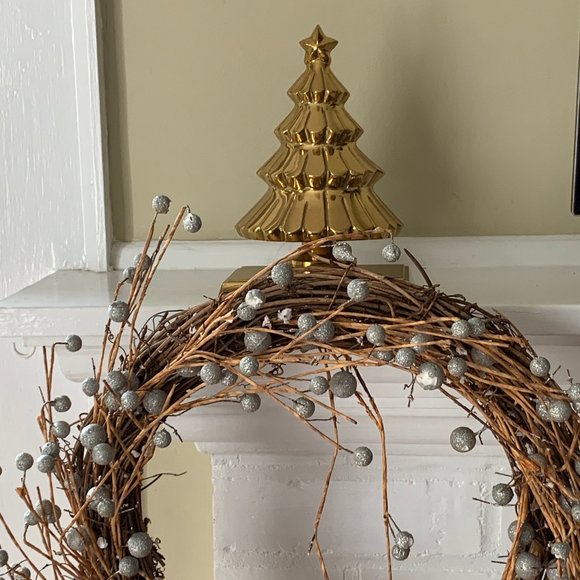 Gold-tone Christmas Tree Stocking Holder - Picture 4 of 16